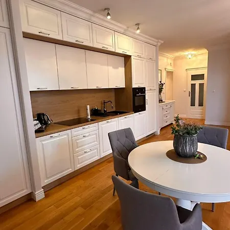 Apartment Kapucynska *